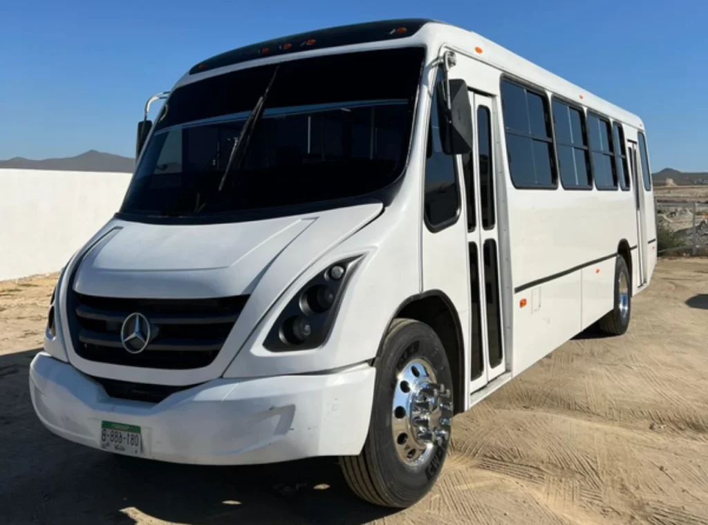 autobus-boxer-mercedes-benz